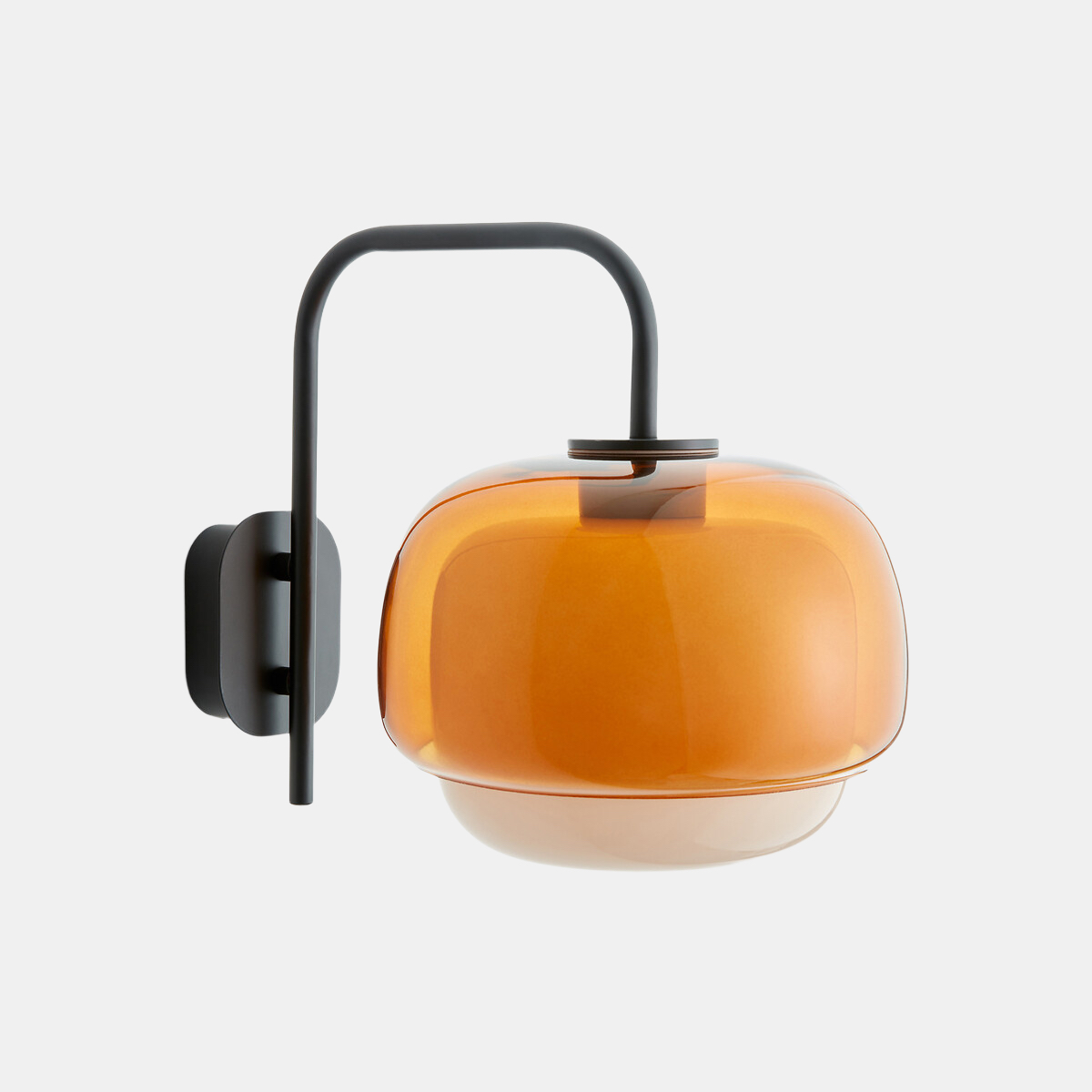 Clinco Artistic Double Shade Wall Lamp