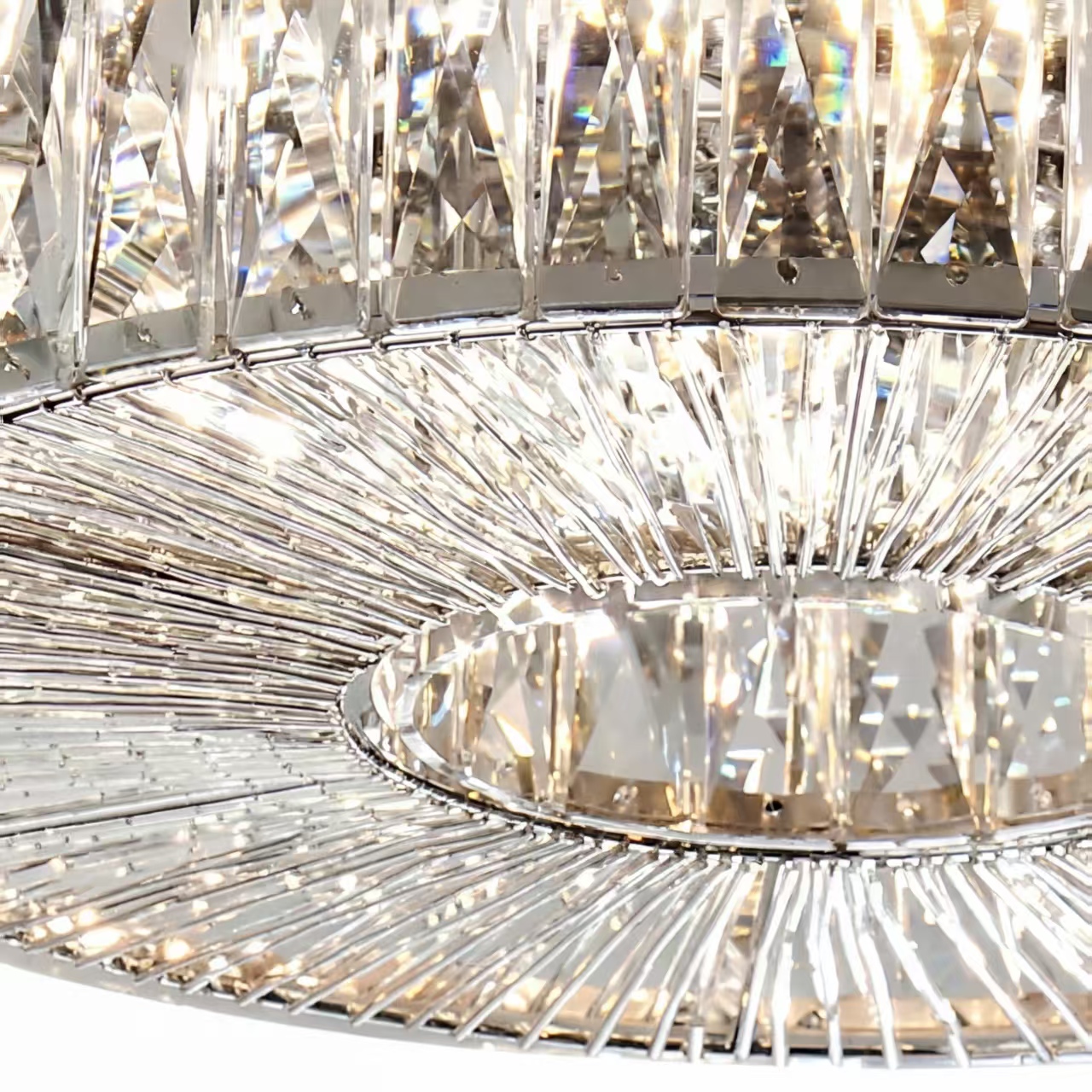 Ribella glass and metal detail