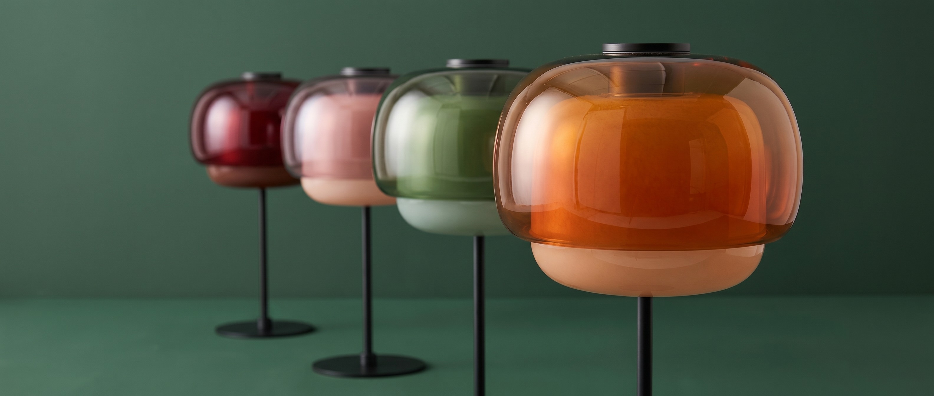 Clinco glass table lamp scene