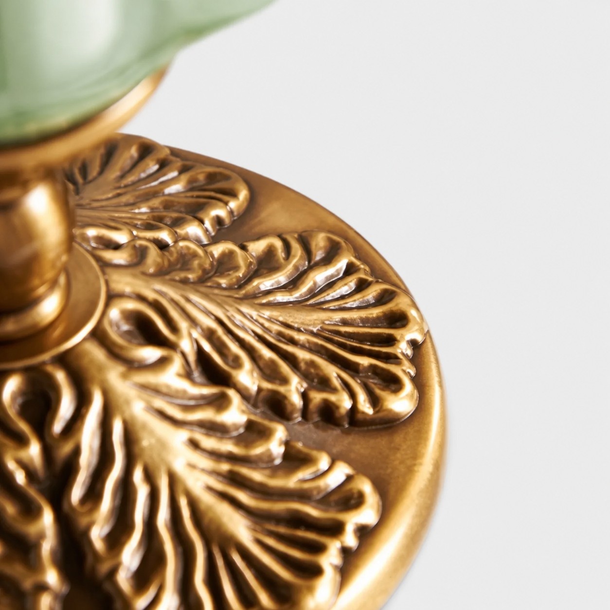 Eloise lamp brass detail