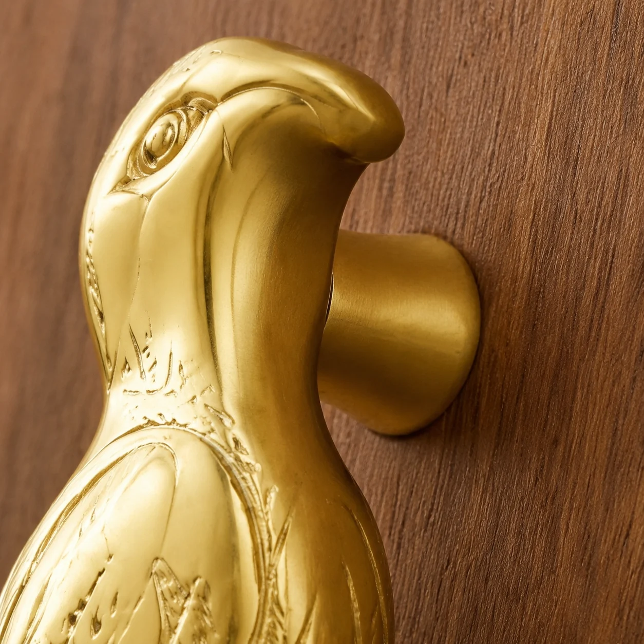 Close-up of the single-hole mounting post on the Totem handle