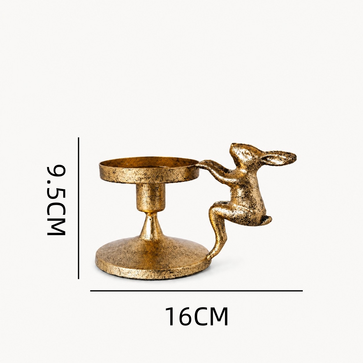 Short Aura candlestick dimensions: 16 cm diameter by 9.5 cm high