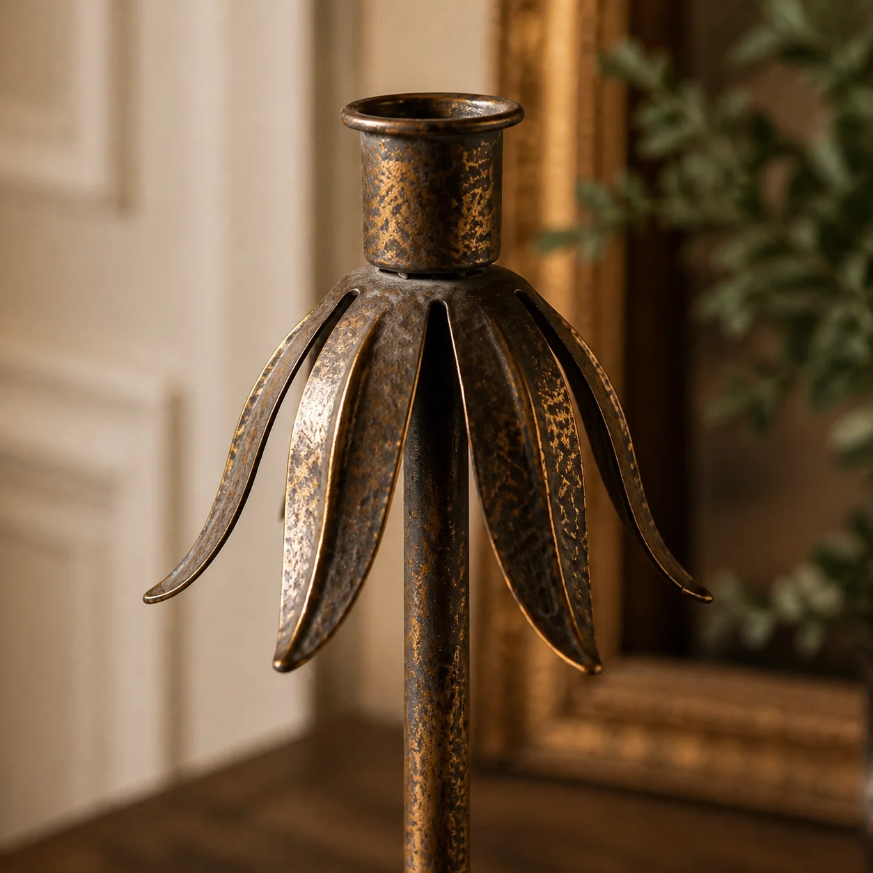 Close-up of the Aura candlestick upper silhouette