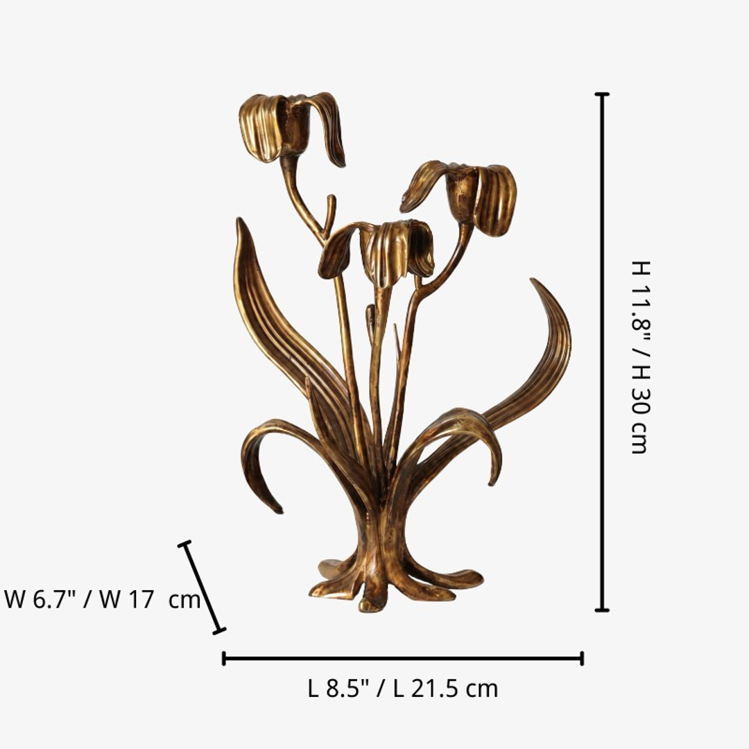 Aura Iris candle holder dimensions L 8.5 inches W 6.7 inches H 11.8 inches