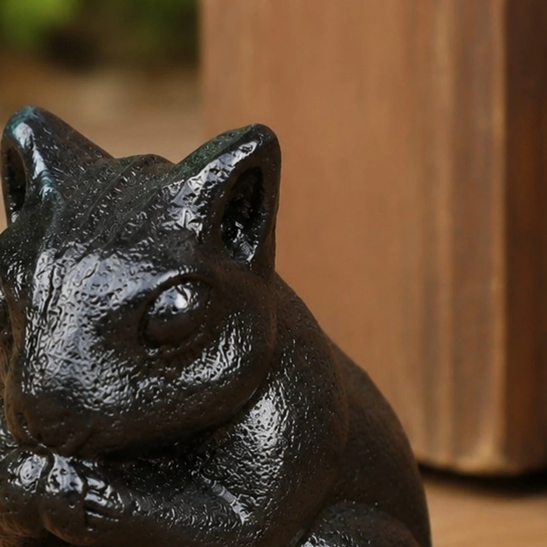 Iron Black Guardian door stopper cast texture detail