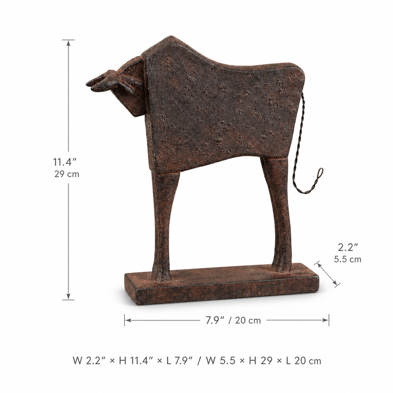 Equora bull sculpture dimensions: width 5.5, length 20, height 29 centimeters