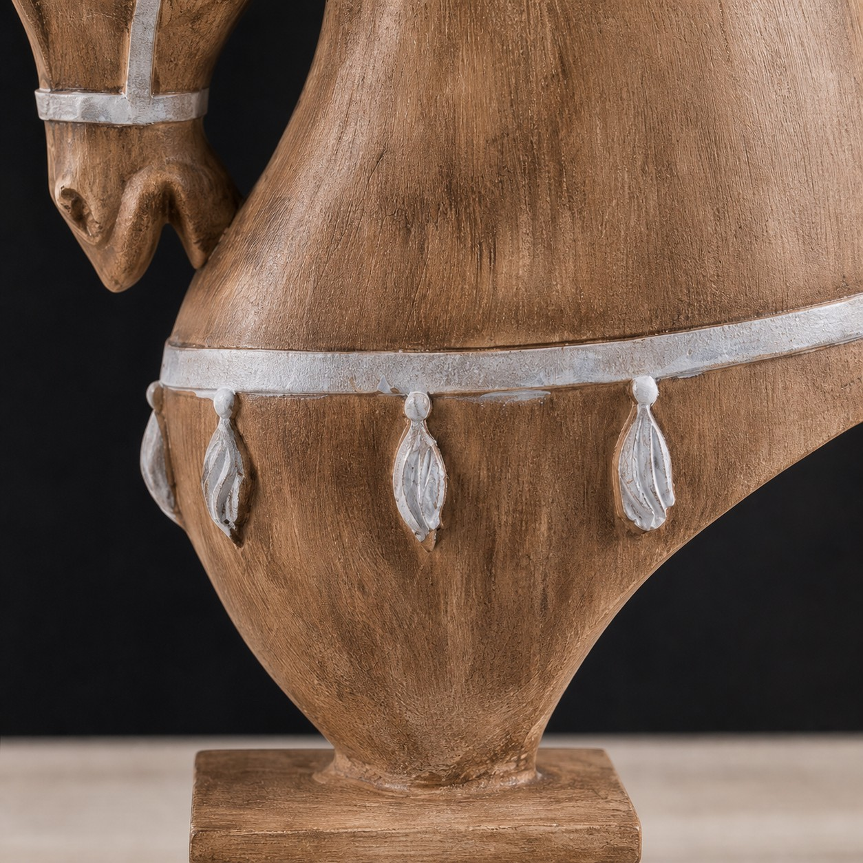 Equora faux wood grain horse sculpture chest detail