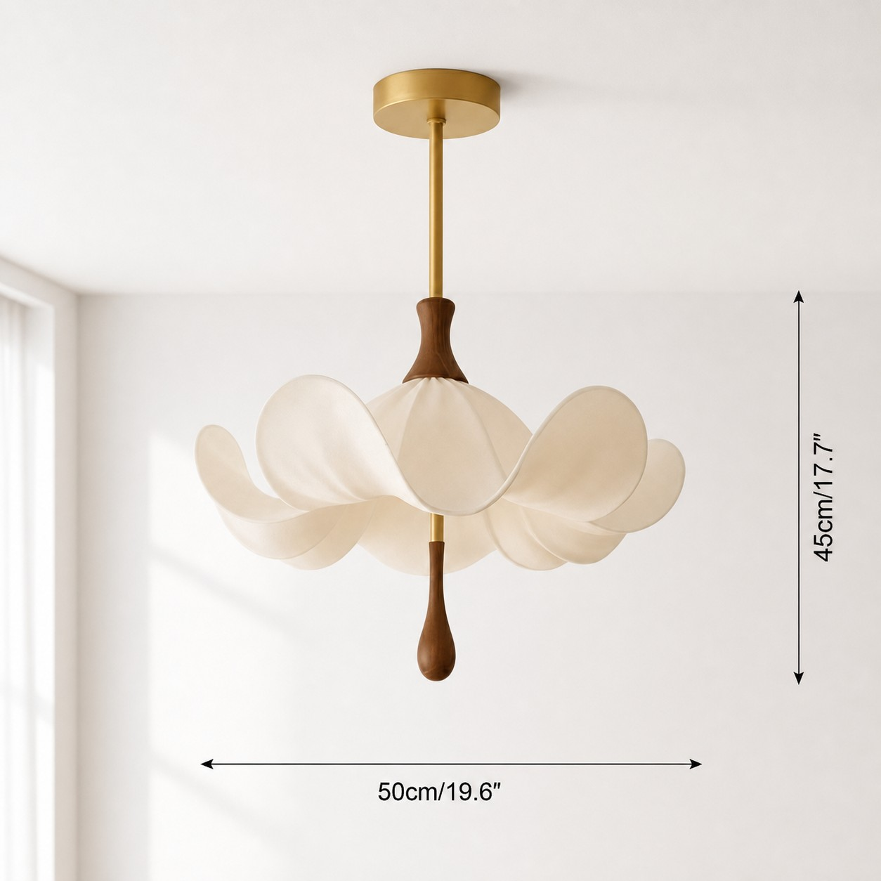 Magnolia ceiling lamp dimensions: 50 centimeters diameter and 45 centimeters high