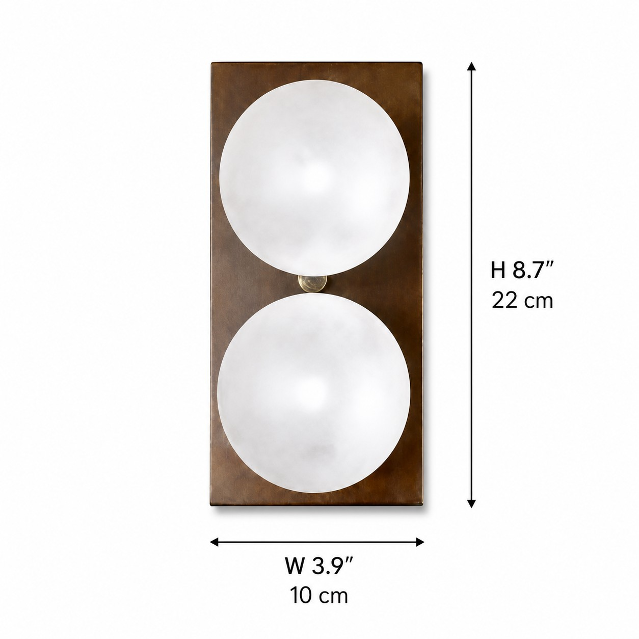 Dimensions : 3,9 pouces de large et 8,7 pouces de haut