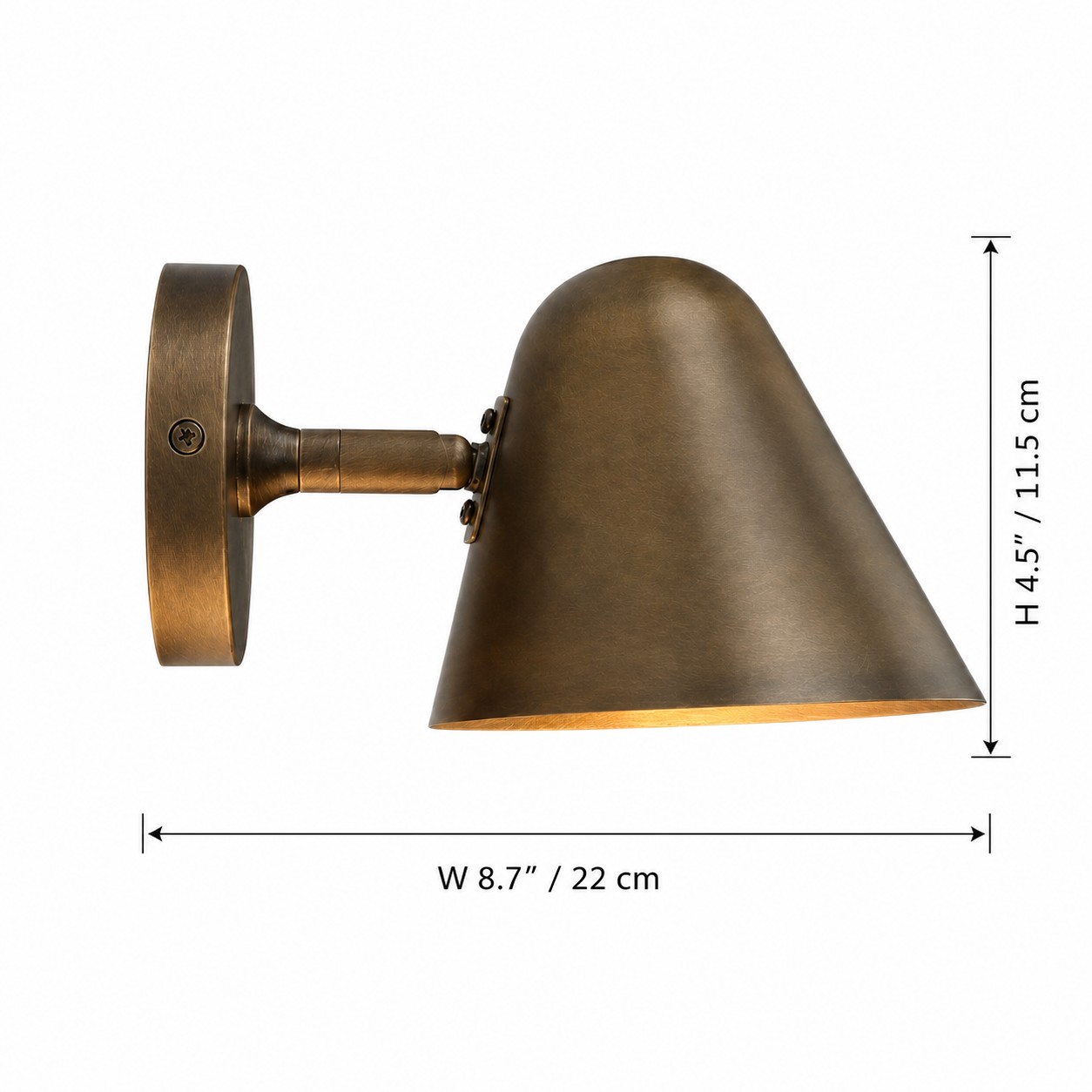 Dimensioni dell'applique: 22 centimetri di larghezza e 11,5 centimetri di altezza