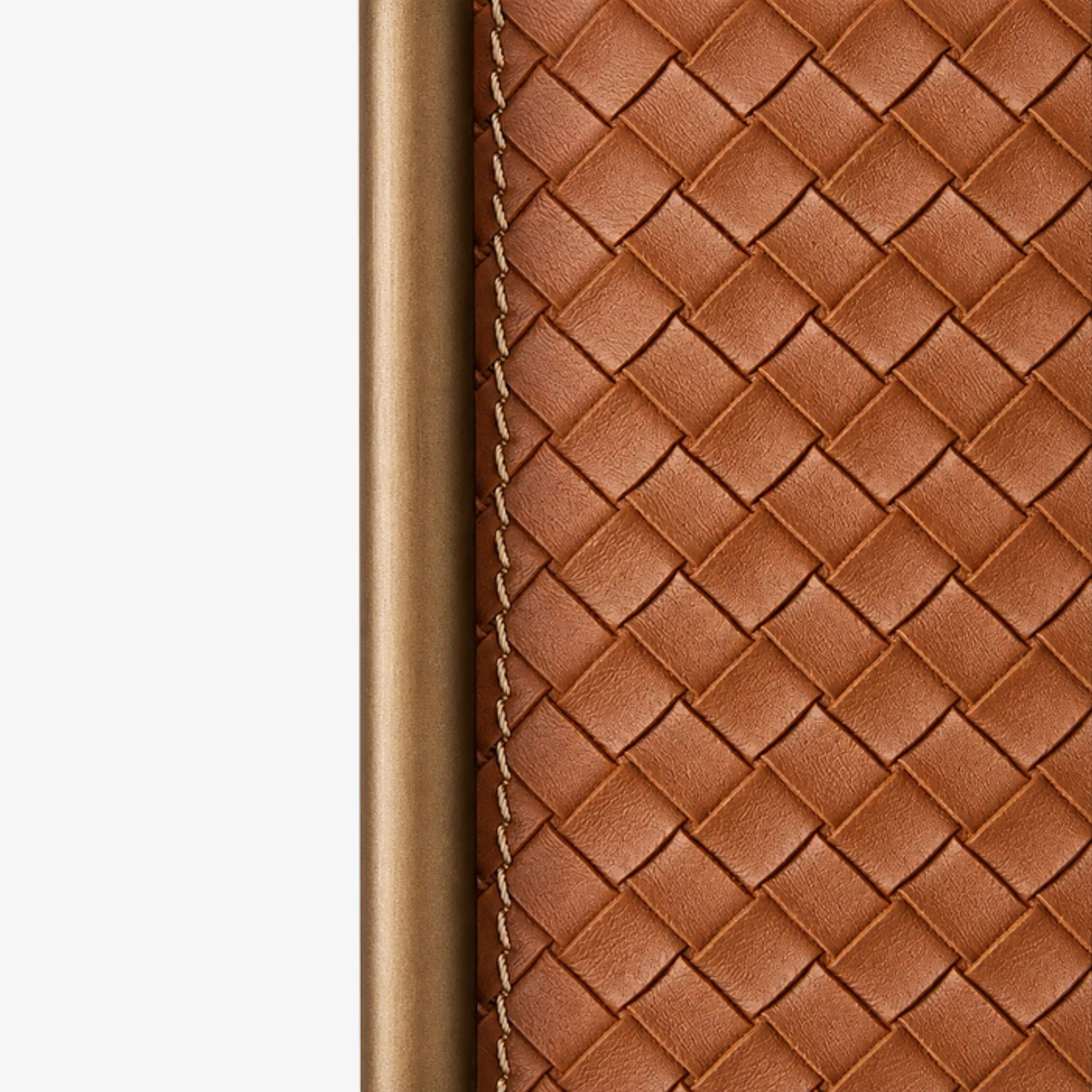 detail-weave-edge