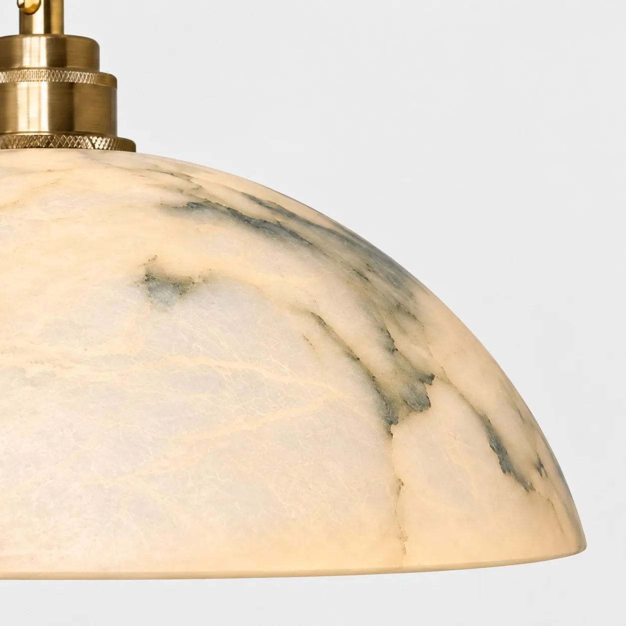Alabaster shade veining detail